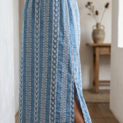 Falda Recta - con aberturas- Broderie Azul- Talla Única